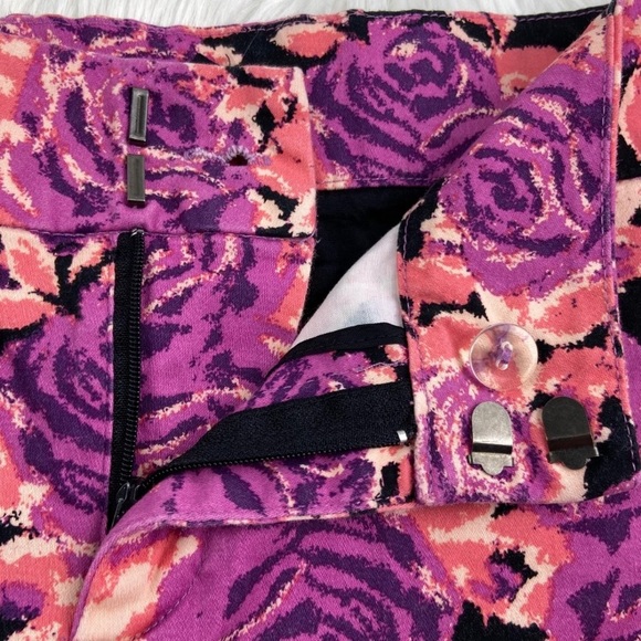 Forever 21 Twist Floral Shorts - Picture 5 of 7